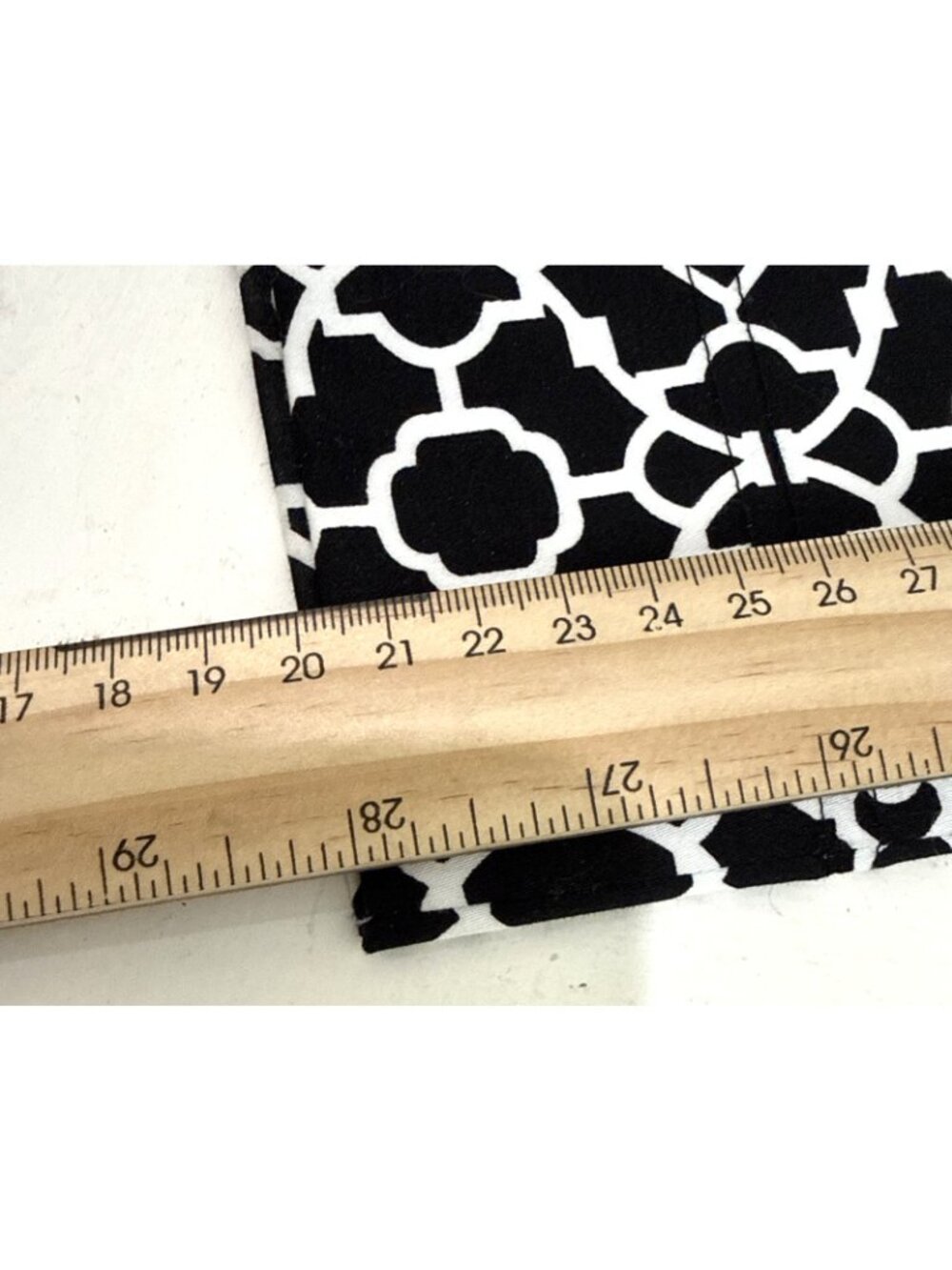 Charter Club Pants Club Black-And-White Trellis Print Stretch Pants Sz 10 - Picture 6 of 7
